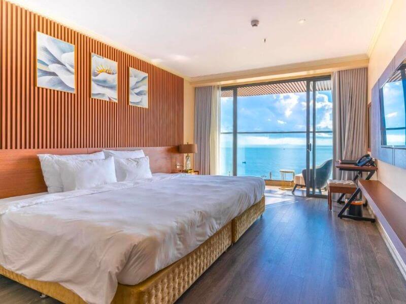  Premier Deluxe Ocean View Room